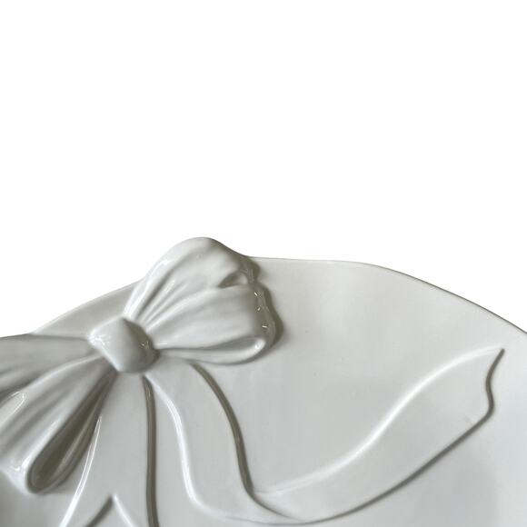 Handmade in Italy Embossed White Bow Ceramic Serving Platter 12x16 Oval NEW - Picture 3 of 16